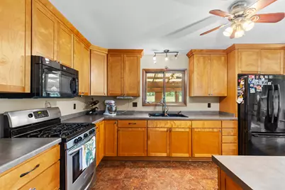 W293S3017  Ancestral Dr, Genesee, WI 53188 - Photo 15
