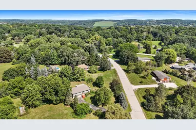 W293S3017  Ancestral Dr, Genesee, WI 53188 - Photo 7