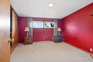 1310 Fairmont Ln, Manitowoc, WI 54220 - Photo 35