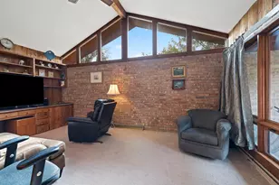 1310 Fairmont Ln, Manitowoc, WI 54220 - Photo 21