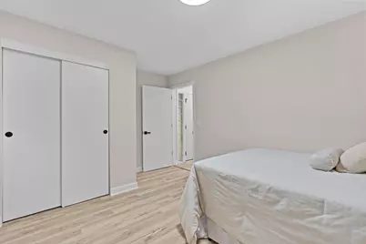 1100  97th St, Pleasant Prairie, WI 53158 - Photo 11