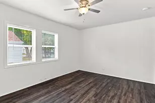 904 Raton Ct, Manitowoc, WI 54220 - Photo 11
