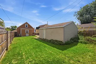 1357 S 90th St, West Allis, WI 53214 - Photo 21