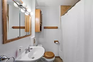 1357 S 90th St, West Allis, WI 53214 - Photo 15