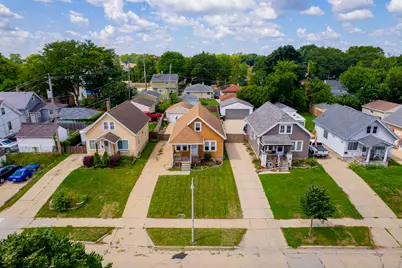 1357 S 90th St, West Allis, WI 53214 - Photo 19