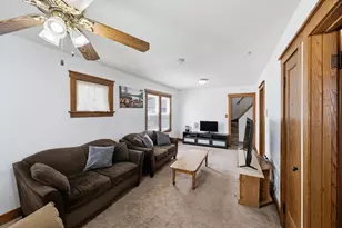 1357 S 90th St, West Allis, WI 53214 - Photo 5