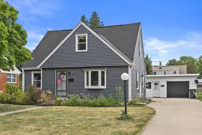 725  Oak St, South Milwaukee, WI 53172 - Photo 1