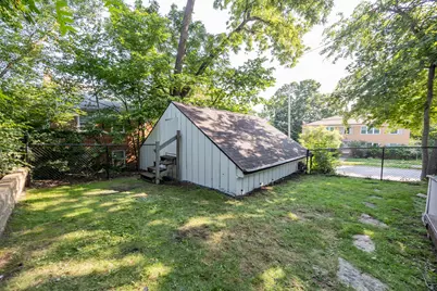 6804  Maple Ter, Wauwatosa, WI 53213 - Photo 33