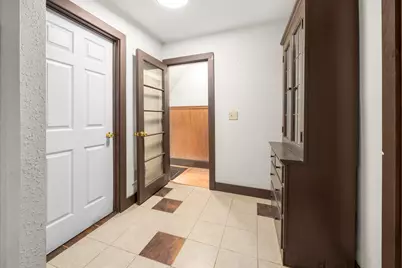 6804  Maple Ter, Wauwatosa, WI 53213 - Photo 17