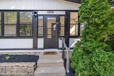 6804  Maple Ter, Wauwatosa, WI 53213 - Photo 3