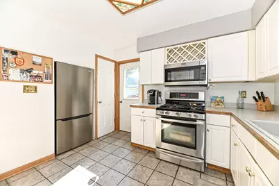 1513  Blakewood Ct, South Milwaukee, WI 53172 - Photo 17
