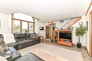 1513 Blakewood Ct, South Milwaukee, WI 53172 - Photo 5