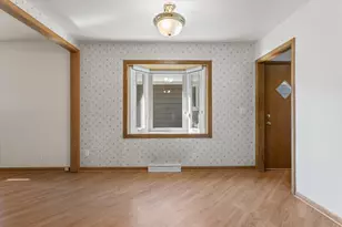 2329 N 115th St, Wauwatosa, WI 53226 - Photo 13