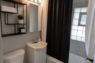 4888 N 22nd St, Milwaukee, WI 53209 - Photo 9