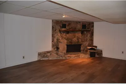 414  8th St, La Crescent, MN 55947 - Photo 11
