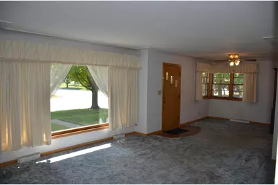414  8th St, La Crescent, MN 55947 - Photo 9