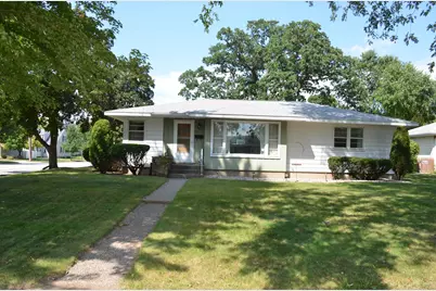 414  8th St, La Crescent, MN 55947 - Photo 1