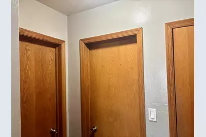 3143 S 99th St, Milwaukee, WI 53227 - Photo 15
