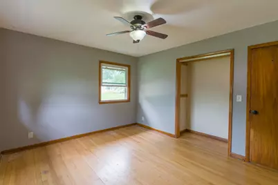 5303 W Wilbur Ave, Greenfield, WI 53220 - Photo 13