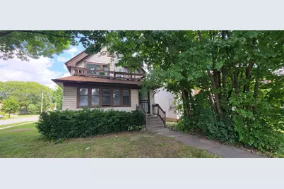 4572 W Fond Du Lac Ave, Milwaukee, WI 53216 - Photo 1