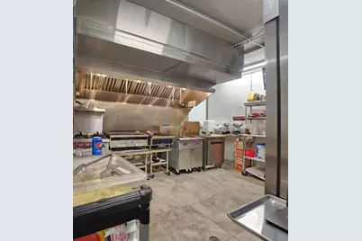 4519 W Center St #4521, Milwaukee, WI 53210 - Photo 5