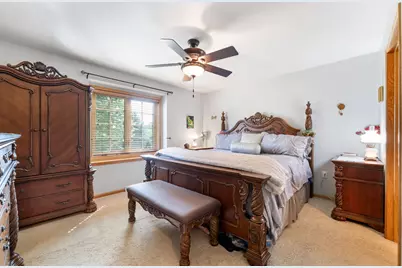 2081  Upper Ridge Rd, Port Washington, WI 53074 - Photo 9