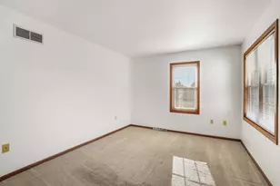 3207 S Ridge Crest Ct, New Berlin, WI 53151 - Photo 63