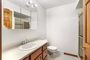 3207 S Ridge Crest Ct, New Berlin, WI 53151 - Photo 33