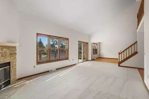 3207 S Ridge Crest Ct, New Berlin, WI 53151 - Photo 13