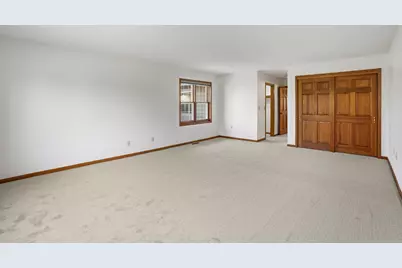 3207 S Ridge Crest Ct #3205, New Berlin, WI 53151 - Photo 29