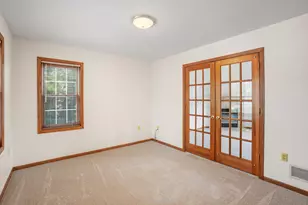 3207 S Ridge Crest Ct, New Berlin, WI 53151 - Photo 15