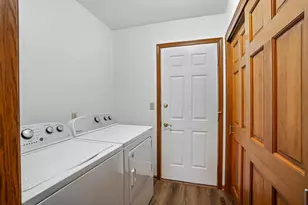 3207 S Ridge Crest Ct, New Berlin, WI 53151 - Photo 71
