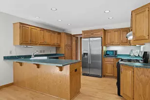 10845 N Wauwatosa Rd, Mequon, WI 53097 - Photo 15
