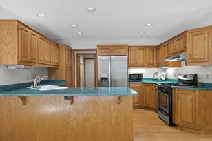 10845 N Wauwatosa Rd, Mequon, WI 53097 - Photo 13