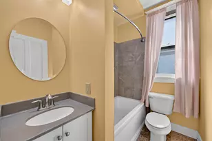 3238 N Cambridge Ave, Milwaukee, WI 53211 - Photo 15