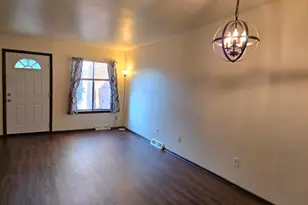 1407 Oakes Rd, Racine, WI 53406 - Photo 3