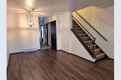 1407  Oakes Rd #3, Racine, WI 53406 - Photo 5