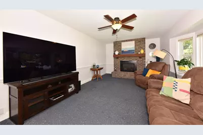N102 W7150  Harrison Ave, Cedarburg, WI 53012 - Photo 11