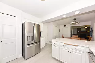 N102W7150 Harrison Ave, Cedarburg, WI 53012 - Photo 7