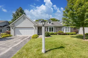 W180N9841 Riversbend Circle, Germantown, WI 53022 - Photo 35