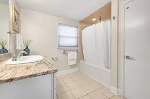 6261 N Bay Ridge Ave, Whitefish Bay, WI 53217 - Photo 19