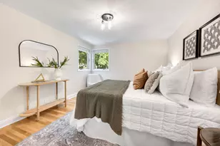 6261 N Bay Ridge Ave, Whitefish Bay, WI 53217 - Photo 11
