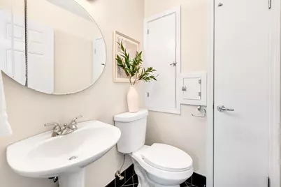 6261 N Bay Ridge Ave, Whitefish Bay, WI 53217 - Photo 17