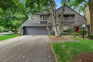 92 Woodfield Ct, Racine, WI 53402 - Photo 41
