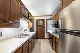 6118 W Wisconsin Ave, Wauwatosa, WI 53213 - Photo 31