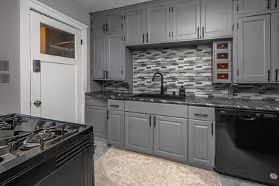 6118 W Wisconsin Ave #6120, Wauwatosa, WI 53213 - Photo 13