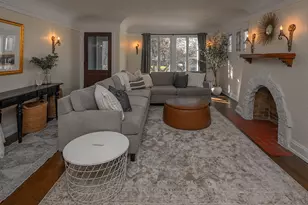 6118 W Wisconsin Ave, Wauwatosa, WI 53213 - Photo 7