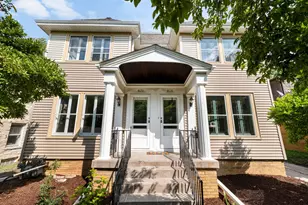 6118 W Wisconsin Ave, Wauwatosa, WI 53213 - Photo 1
