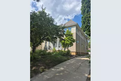 6118 W Wisconsin Ave #6120, Wauwatosa, WI 53213 - Photo 5
