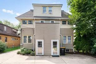 6118 W Wisconsin Ave, Wauwatosa, WI 53213 - Photo 43